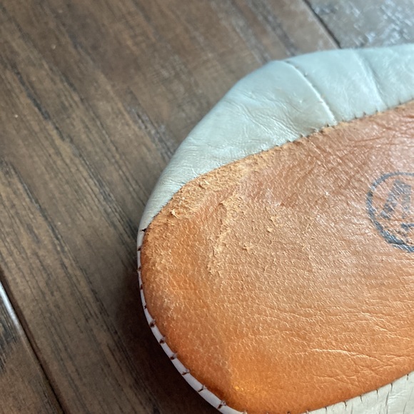 Handmade leather slippers - Picture 9 of 10